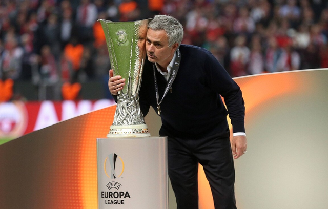 转折点皇家马德里篮板制胜；社区盾今夜攻防权衡；引发热议；资深球员宣示担当(1992巴塞罗那百步穿杨的射箭点火)